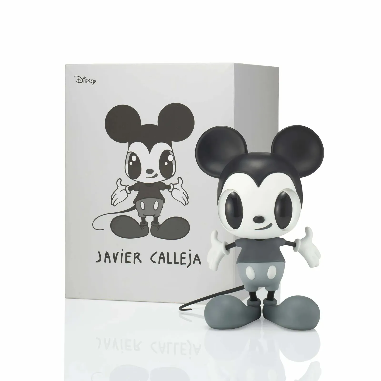 Sculpture Little Mickey Grey de Javier Calleja, avec personnage stylisé en PVC et verre cristal